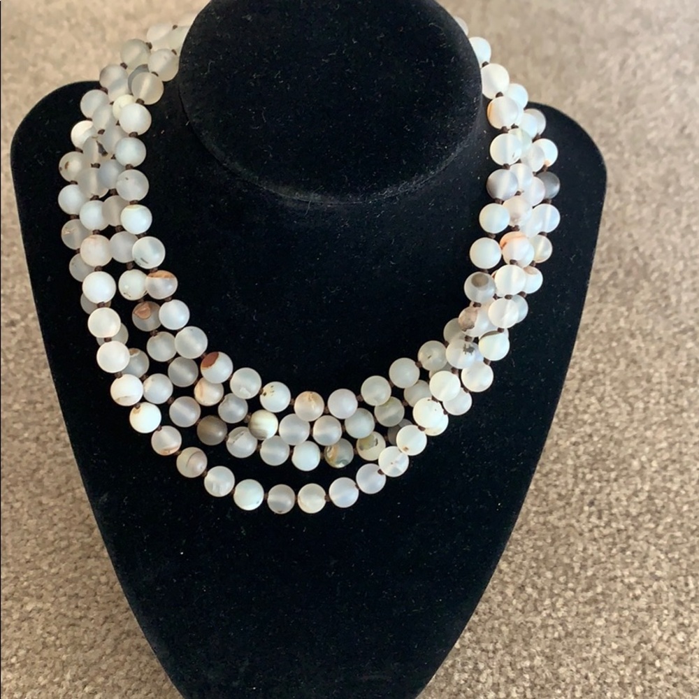 Single Strand Fashion Necklace